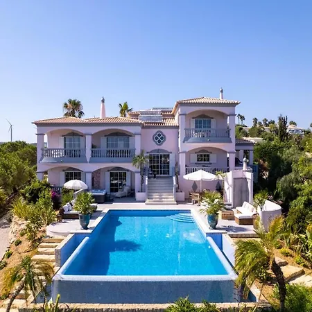 فيلة Bedroom In A Villa, *