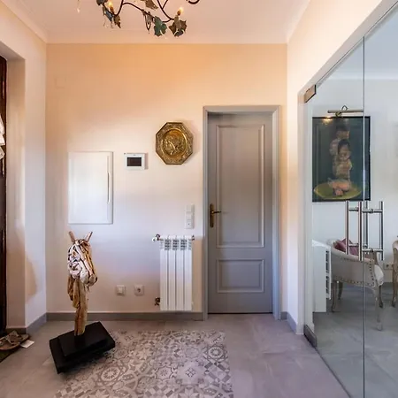 فيلة Bedroom In A Villa,