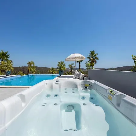 فيلة Bedroom In A Villa, *
