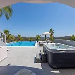 Private Bedroom In A Luxurious Villa, Villa Budens